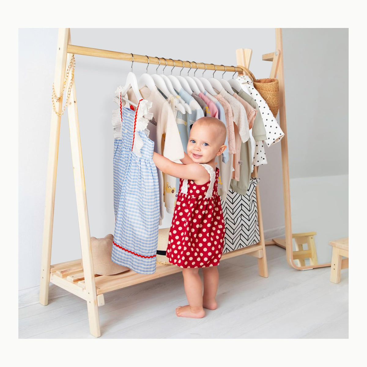 Praknu Perchas Blancas Infantiles - Paquete de 10 - Perchas Madera