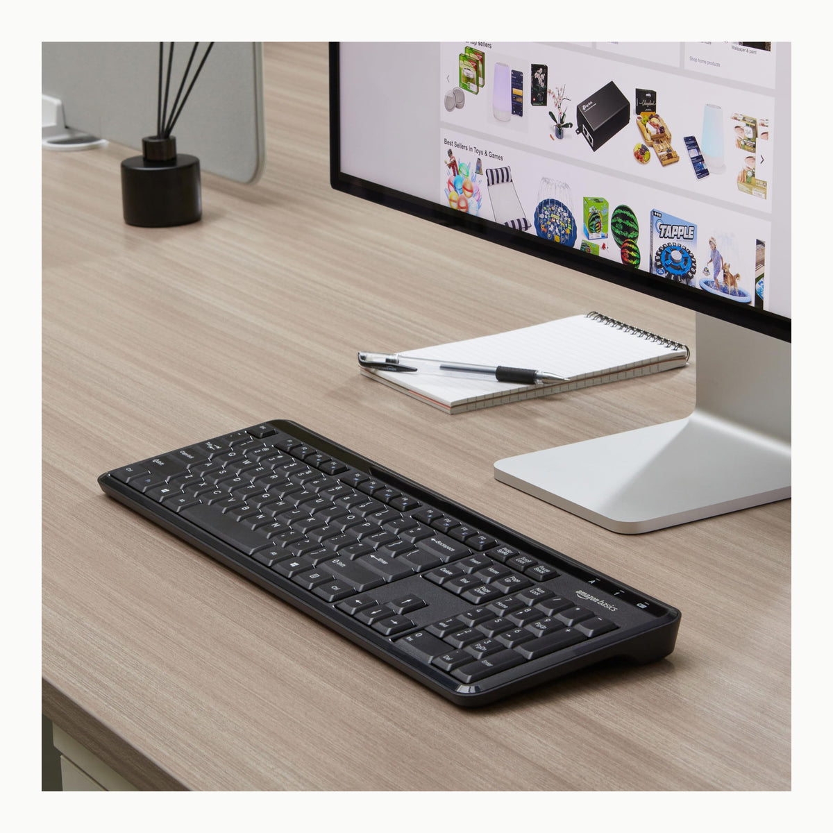 Amazon Basics Teclado ultrafino de tamaño completo y ratón