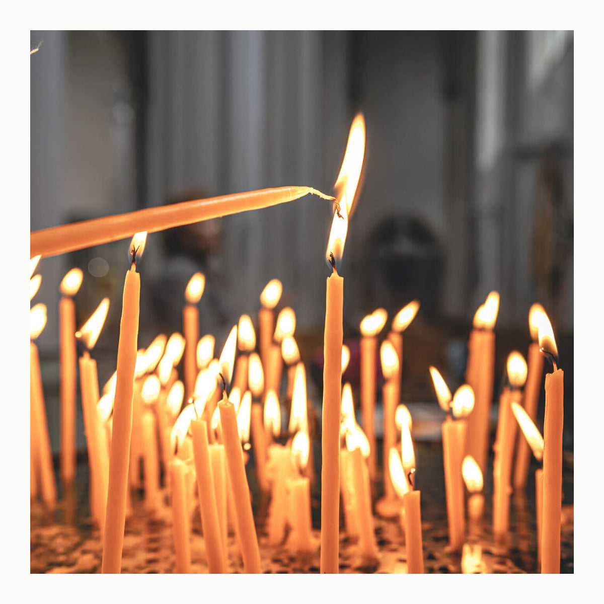 BigBuy Home Set de Velas Semana Santa Ø 2,1 x 61 cm 5 Unidades