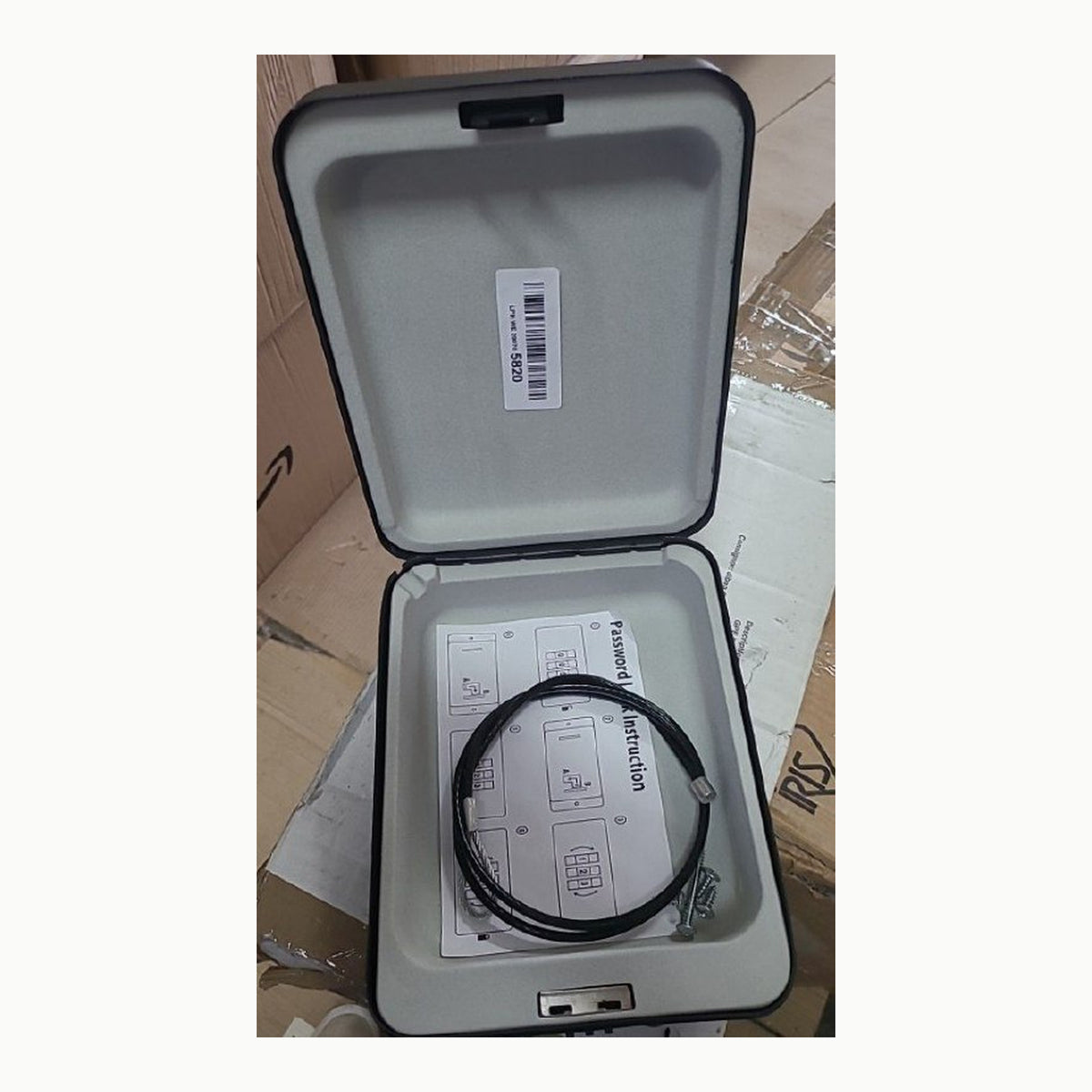 No brand name is Candado de combinación para maleta de viaje, cuerpo