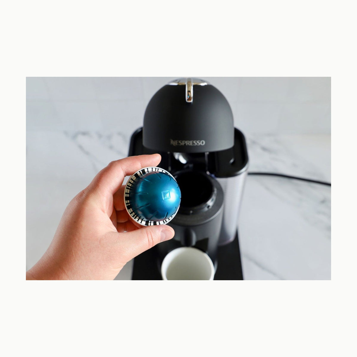 Nespresso De'Longhi Vertuo Pop ENV90.B, Cafetera Automática, Máquina