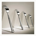 Tenedor de mesa de acero inoxidable genérico