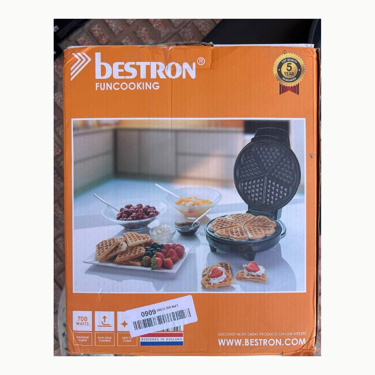 Bestron Waffle Maker, piastra per waffle a forma di cuore, macchina